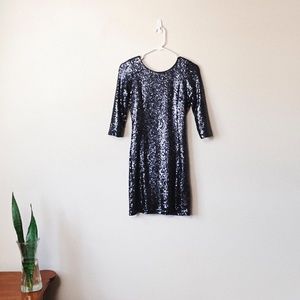 LULU'S Navy Sequin 3/4 sleeve Cocktail Dress SMl